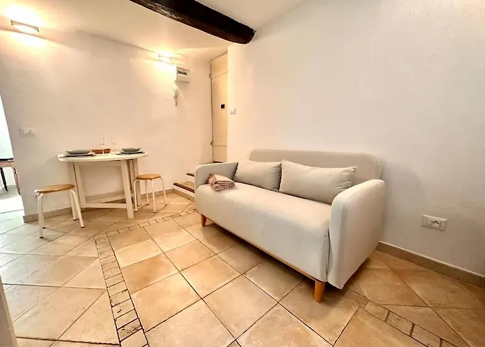 Un Petit Coin Proche De La *